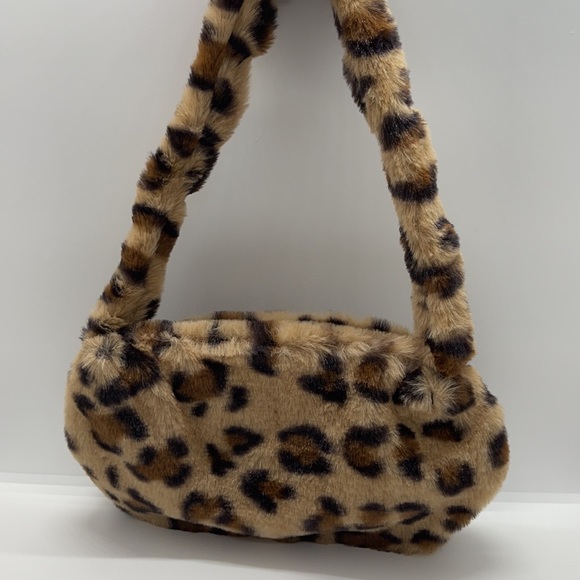 NWT Cheetah Print Fuzzy Mini Shoulder Purse 90s - Picture 8 of 8